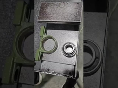 Inserimento di cuscinetti UCP205